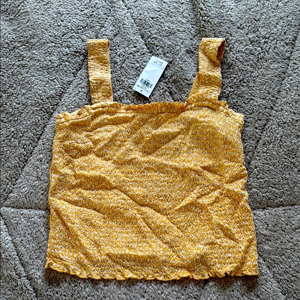 Abercrombie & Fitch Smocked Women's Top. Size large. NWT